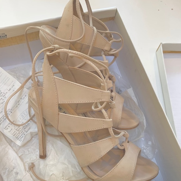 Steve Madden Sandalia Blush Suede Heel size 6 - Picture 3 of 4